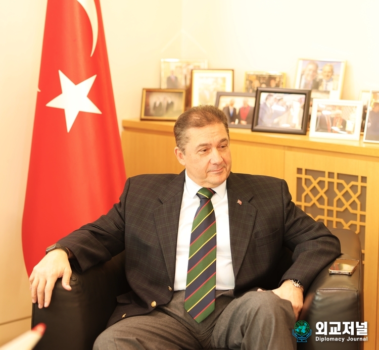 Amb. Murat Tamer of Turkiye to South Korea