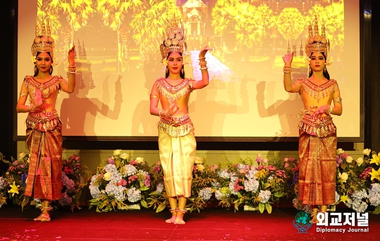 A Cambodian dance troupe presents traditional Cambodian dances.