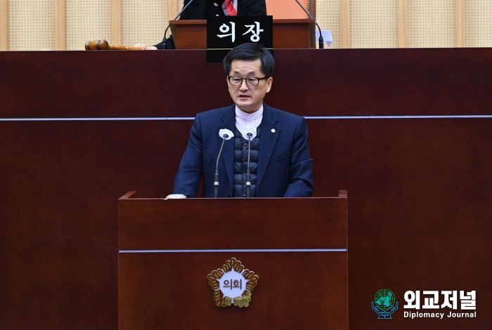 서구의회 백종한 의원이 제309회 임시회 제1차 본회의에서 5분자유발언을 하고 있다.