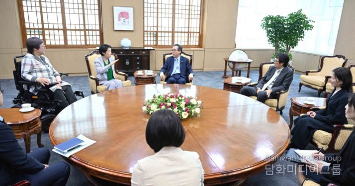 조태열 외교장관, 한국인 유엔 인권협약기구 위원 접견