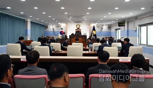 10월30일 열린 제288회 남해군의회 임시회 제2차 본회의 전경