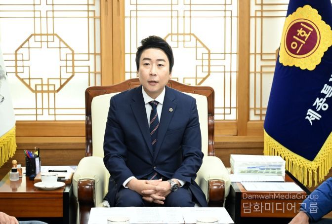세종시의회 임채성 의장