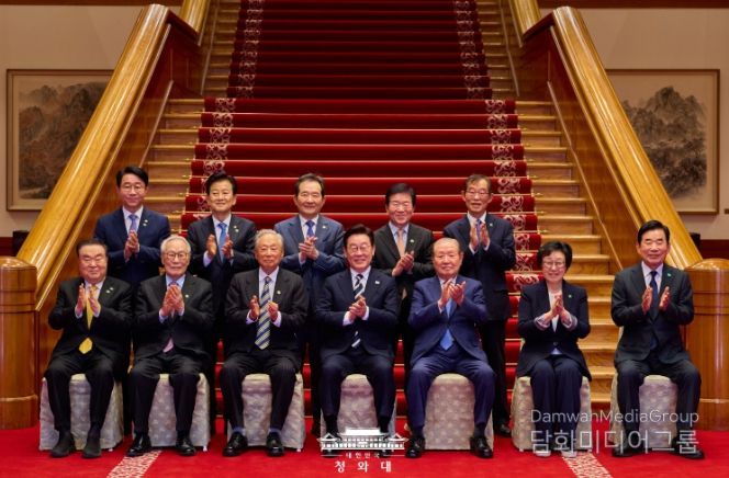 더불어민주당 상임고문단 오찬 간담회(청와대)